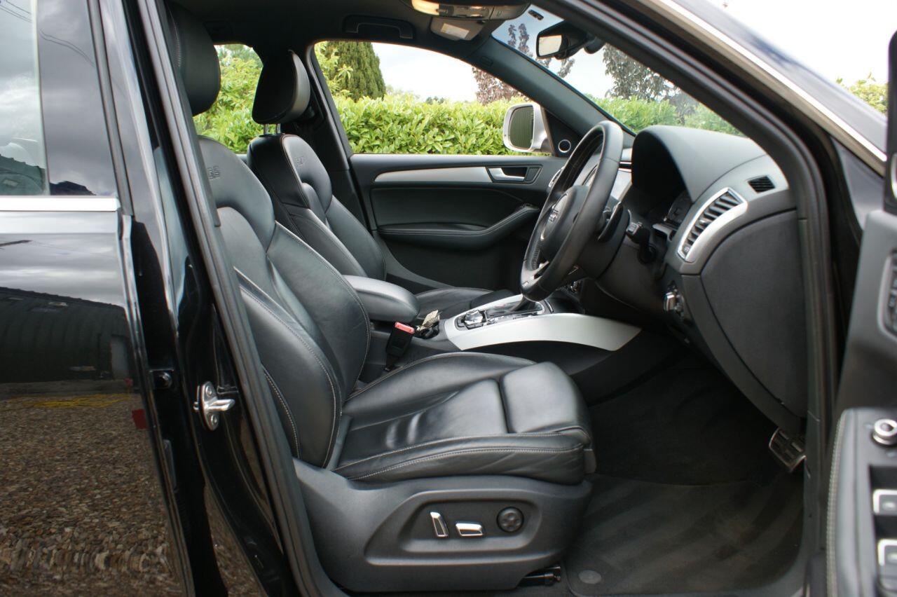 Audi SQ5 view 39