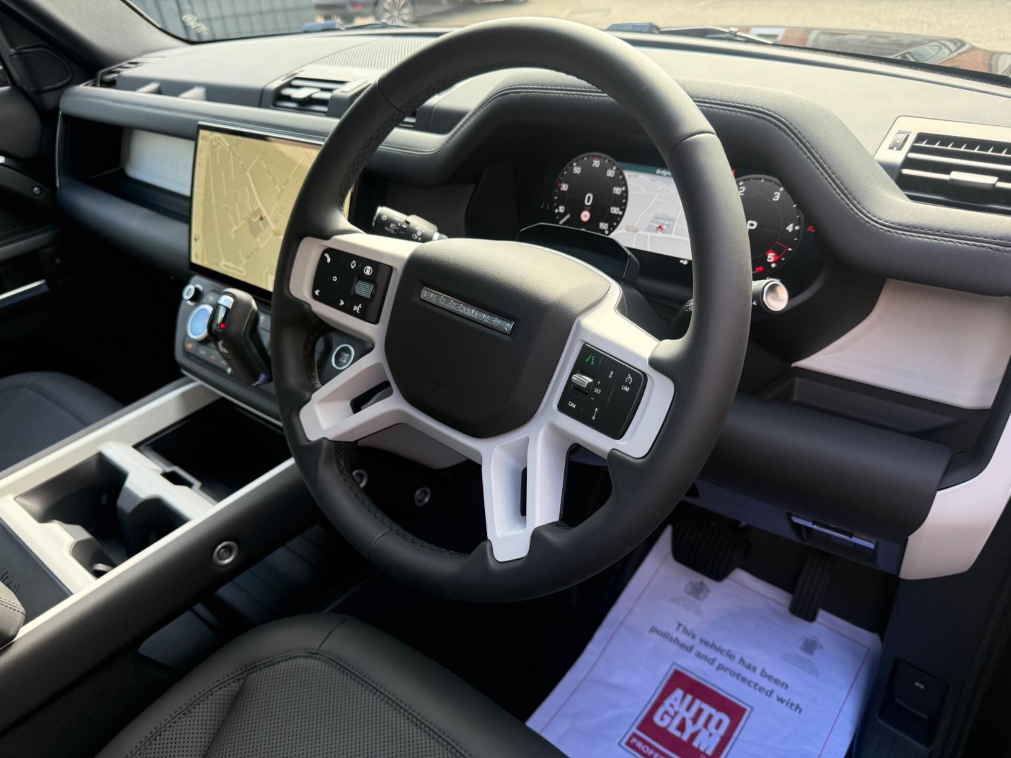 Land Rover Defender view 9