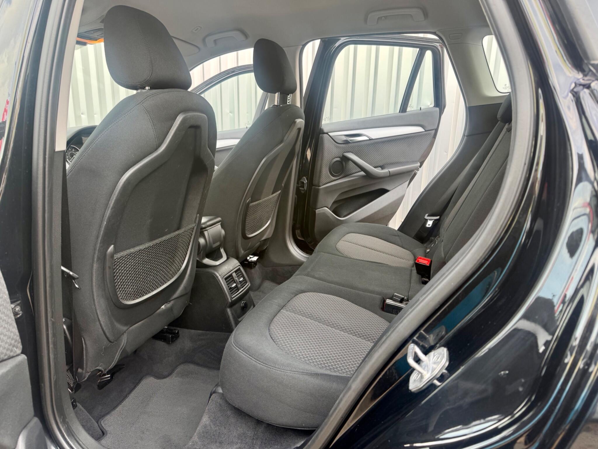 BMW X1 view 11