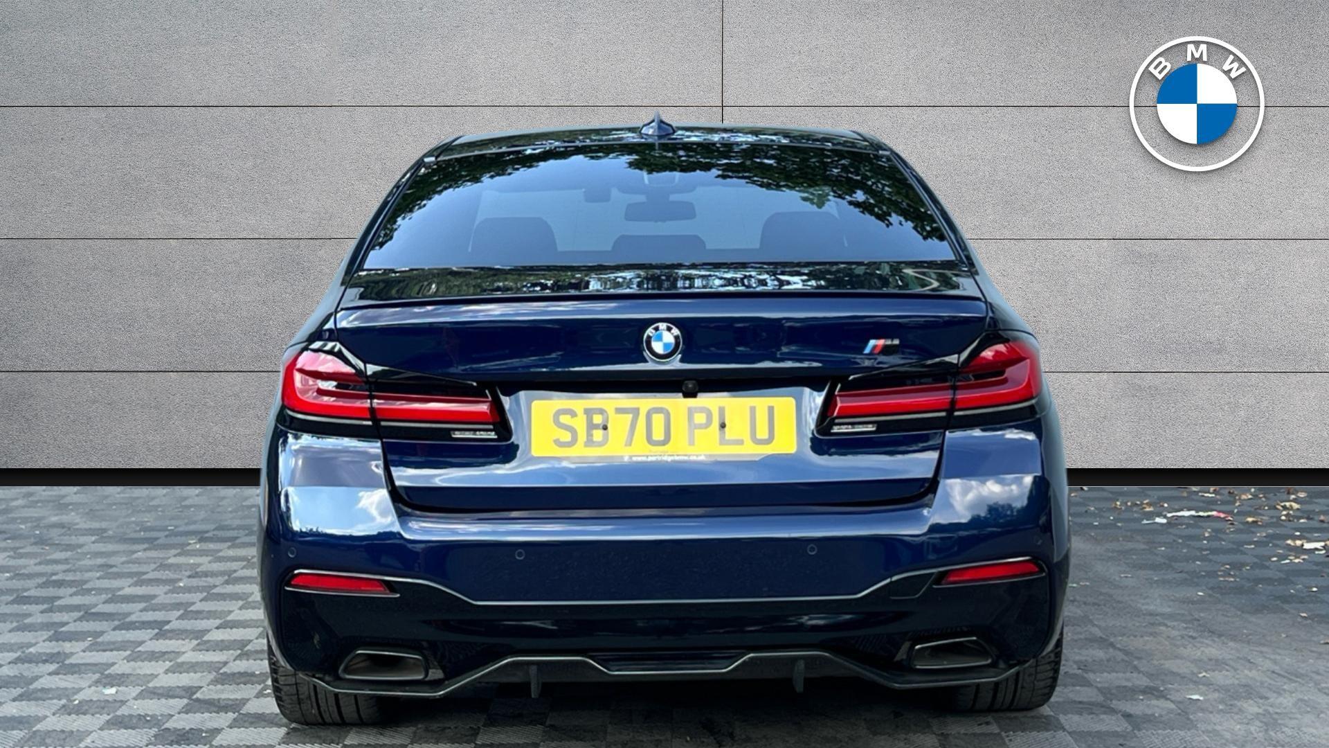 BMW 5 Series view 15