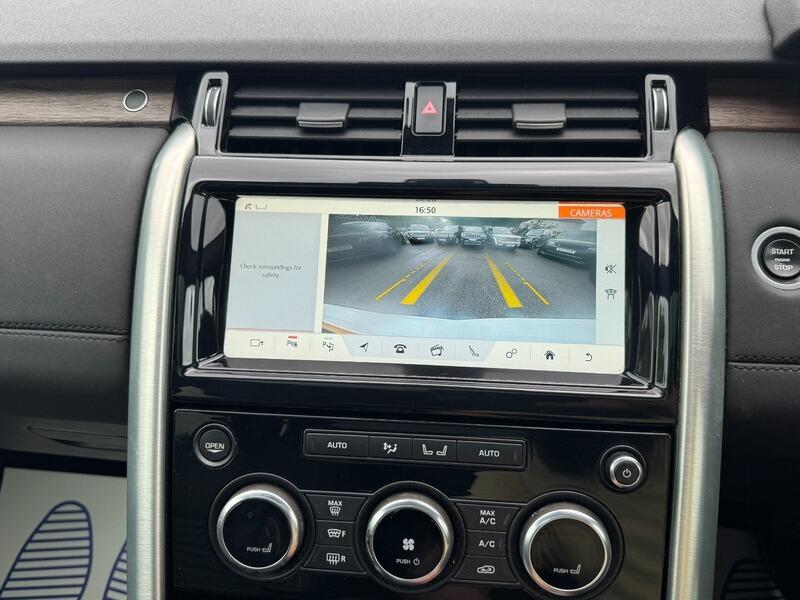 Land Rover Discovery view 36
