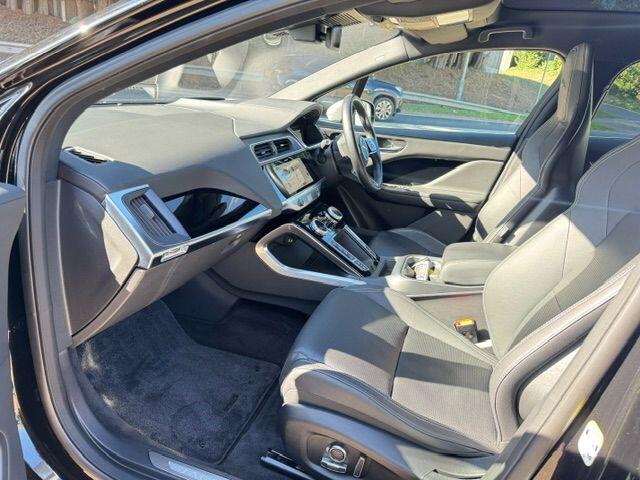 Jaguar I-Pace view 13