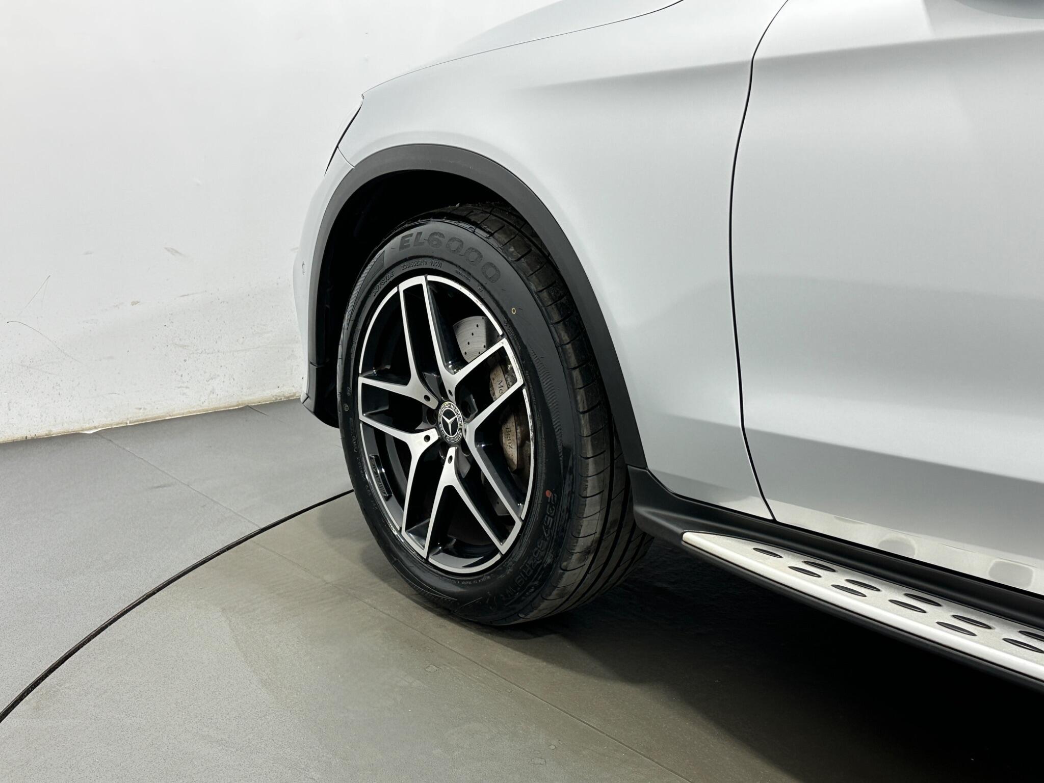 Mercedes-Benz GLC view 52