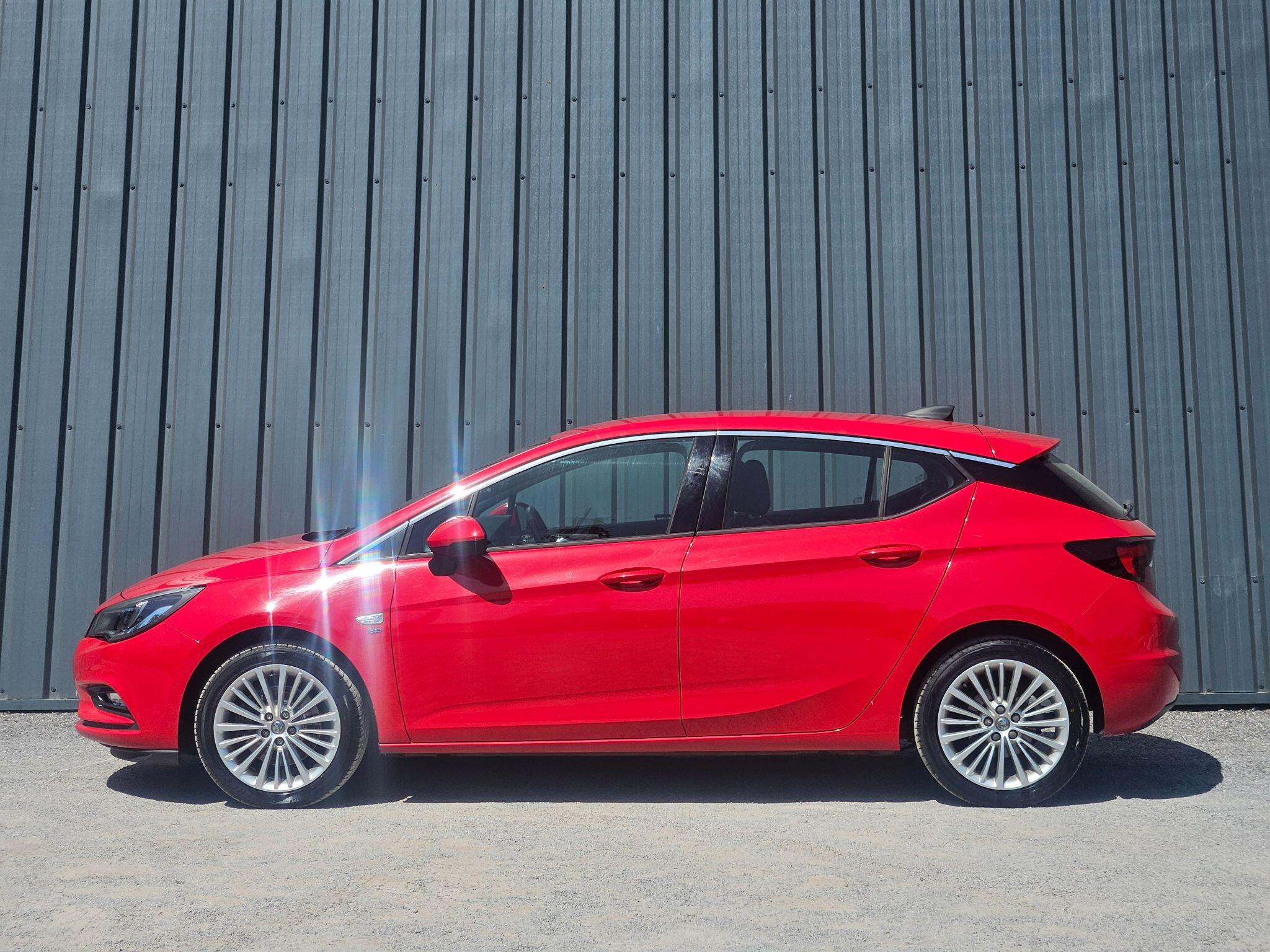 2016 Vauxhall Astra image 5