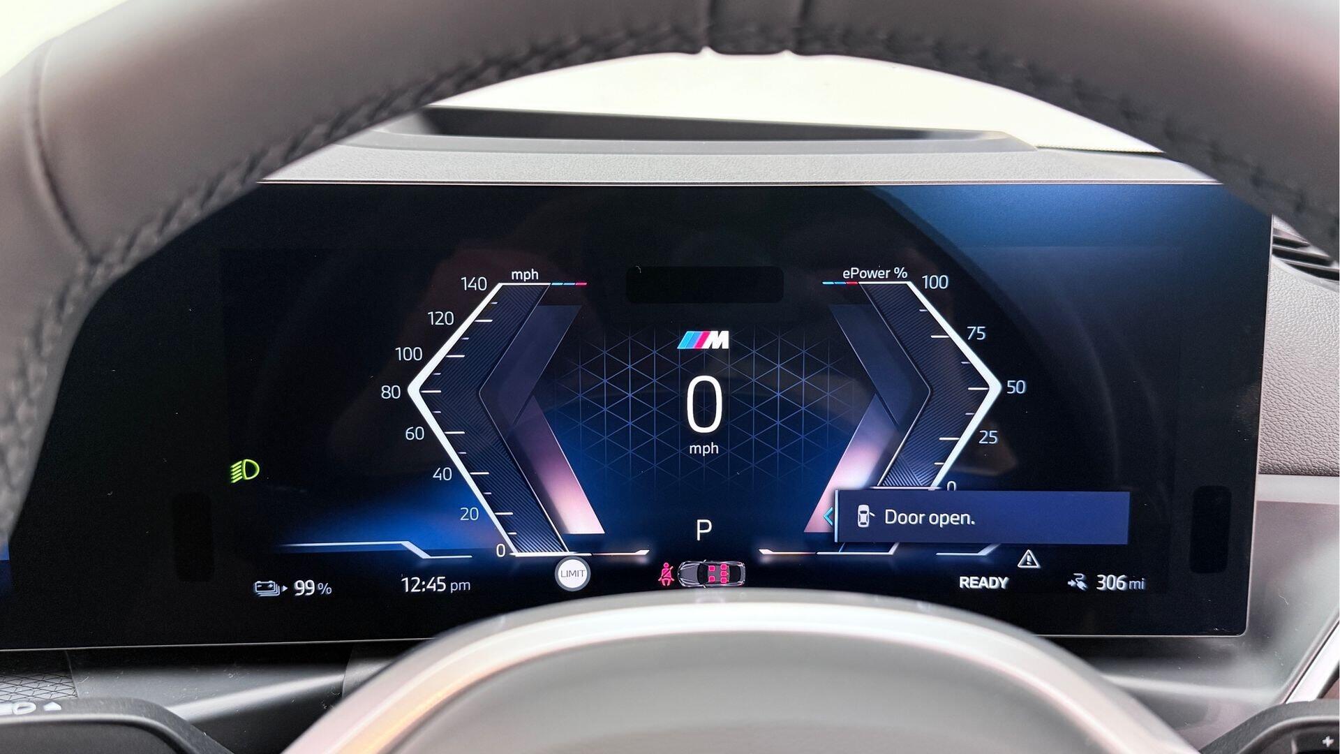 BMW i4 view 9
