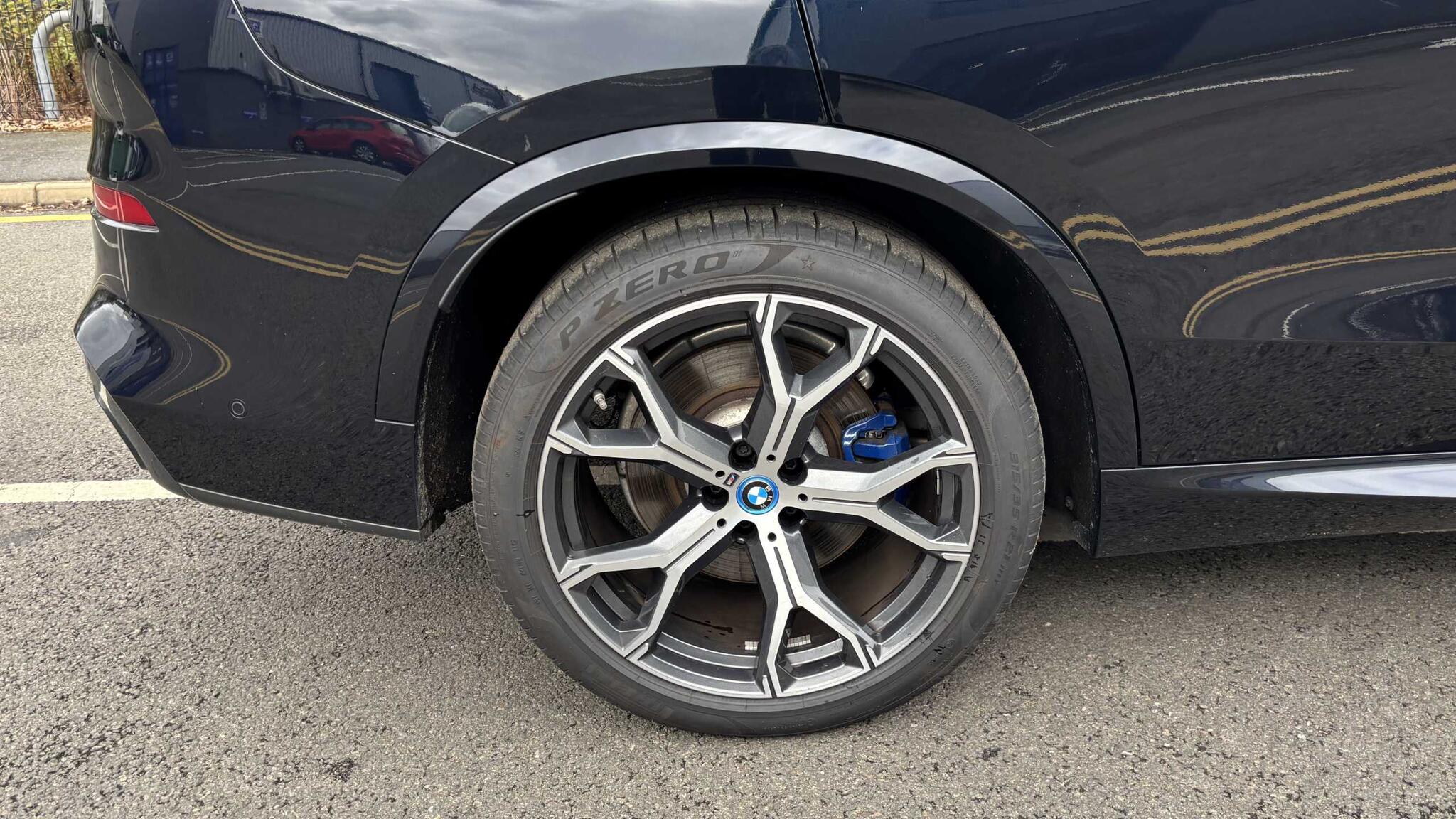 BMW X5 view 17