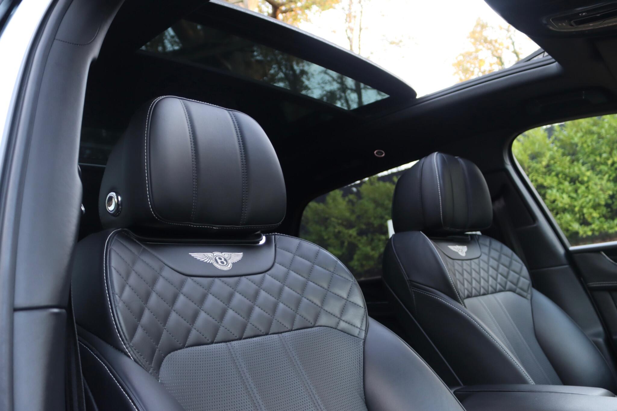 Bentley Bentayga view 4