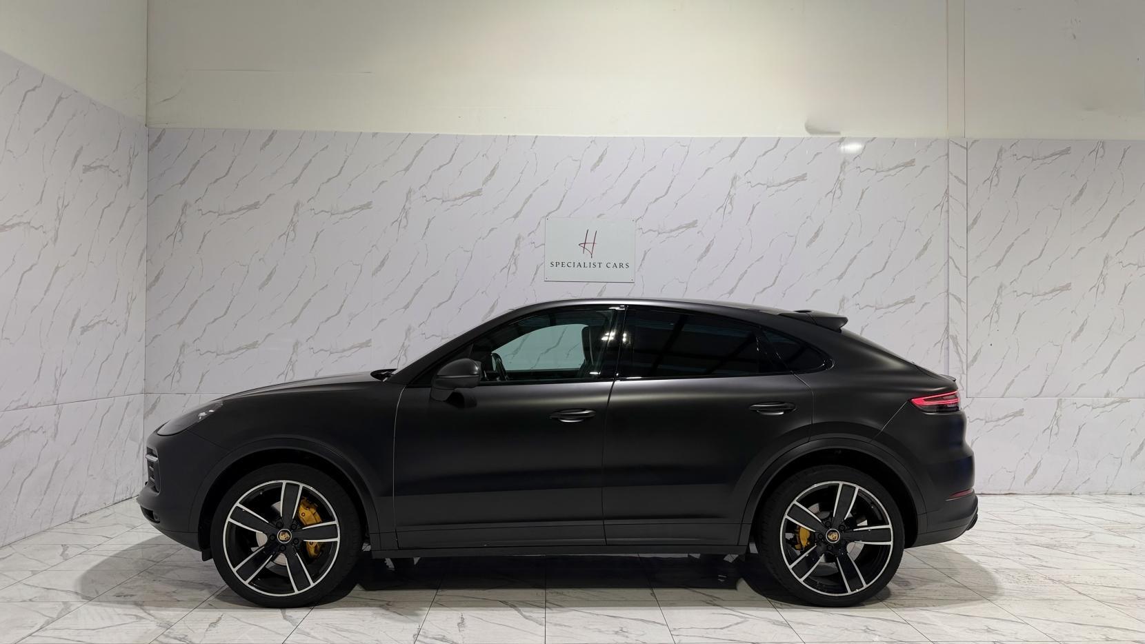 Porsche Cayenne view 4
