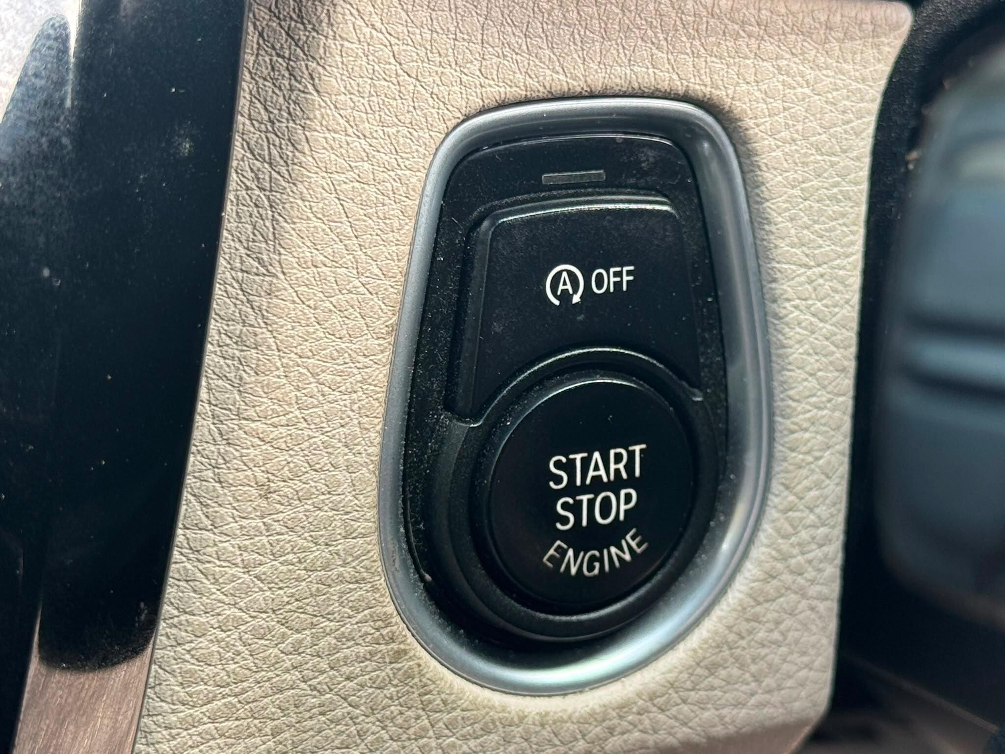 BMW 3 Series view 40