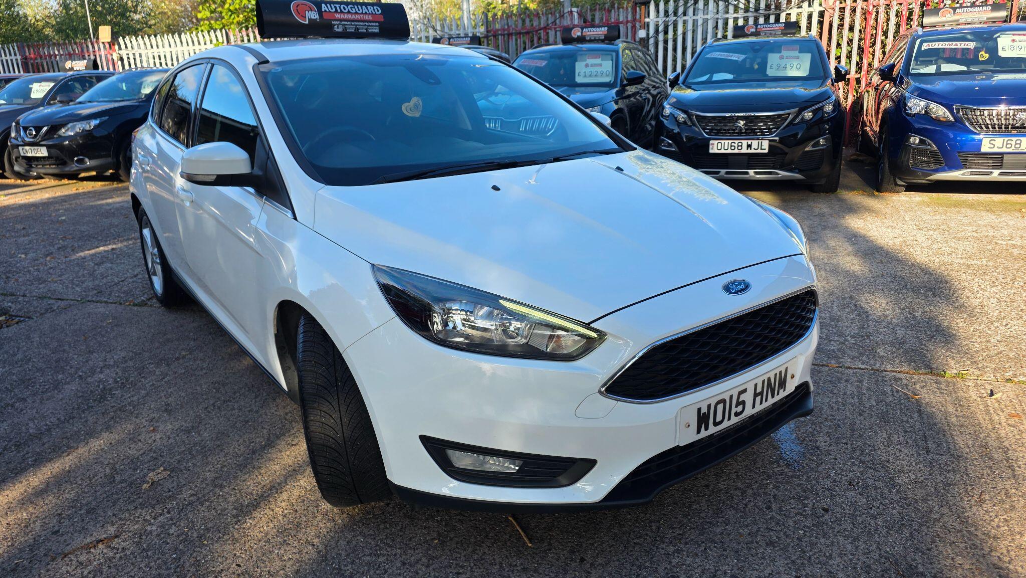 Ford Focus view 2