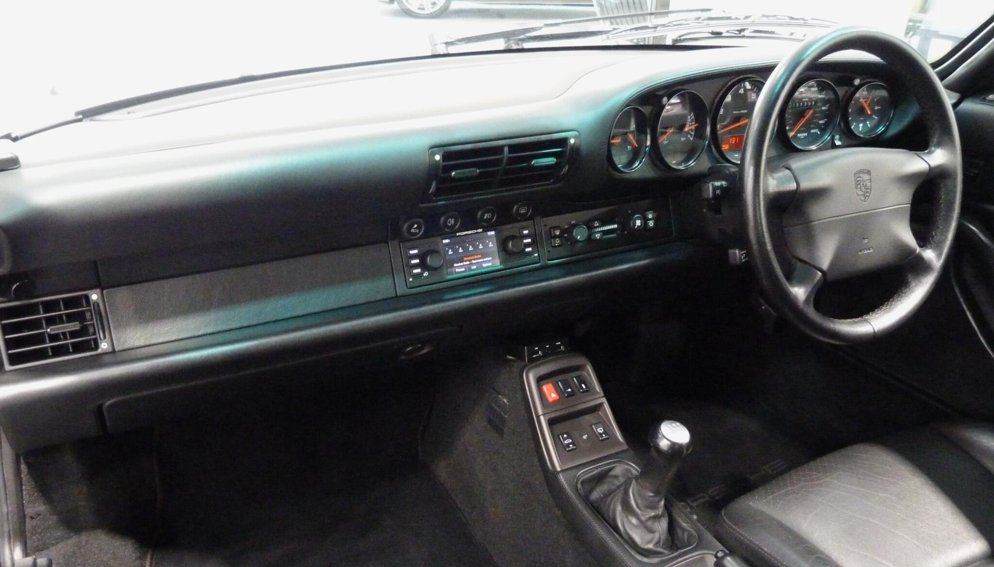 Porsche 911 view 3