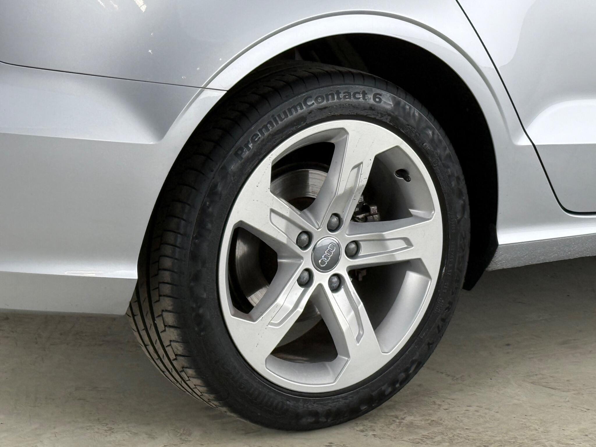 Audi A3 view 9