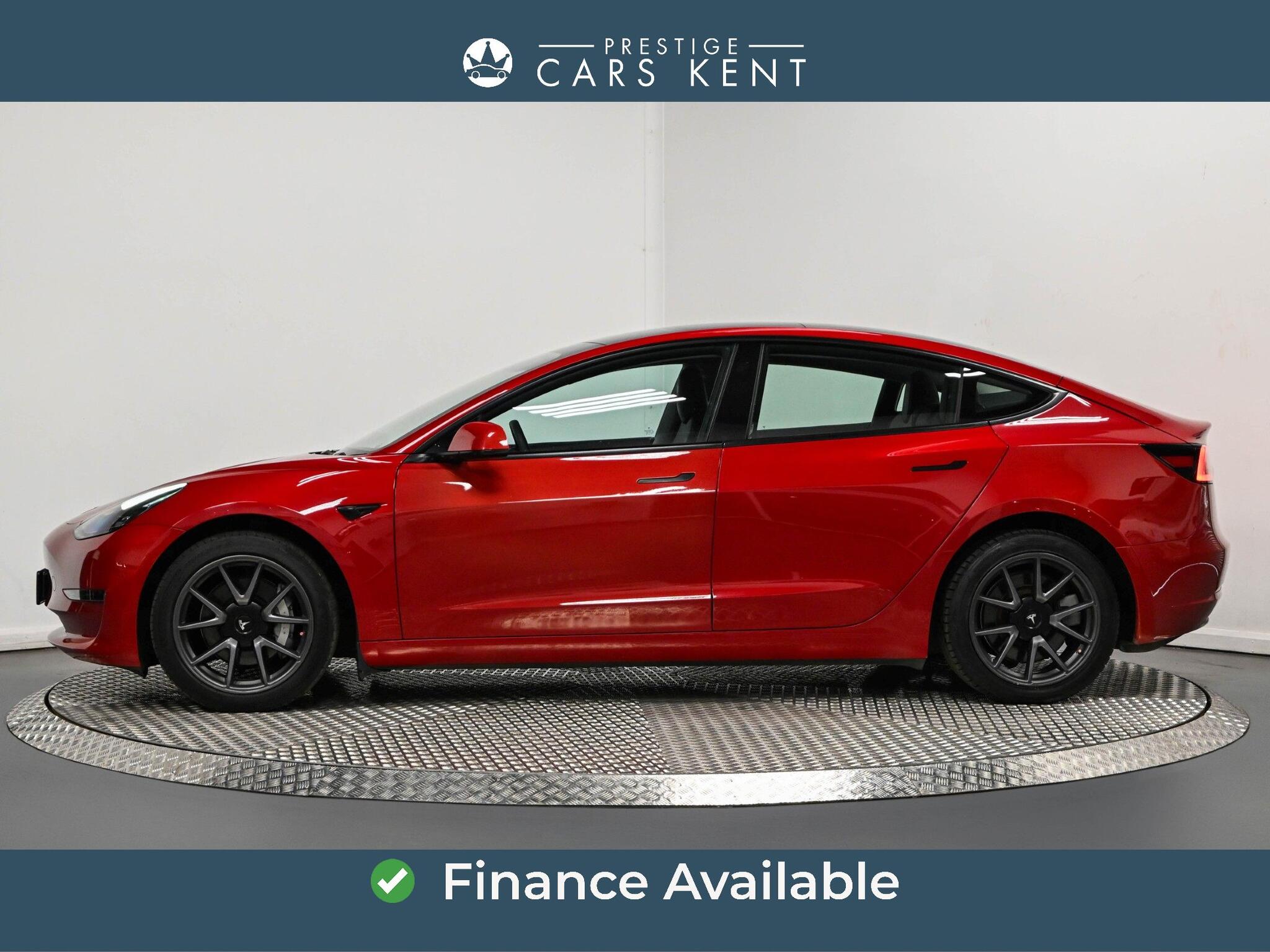 Tesla Model 3 view 4