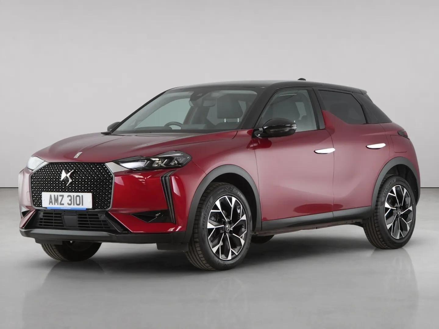 DS Automobiles DS 3 view 2