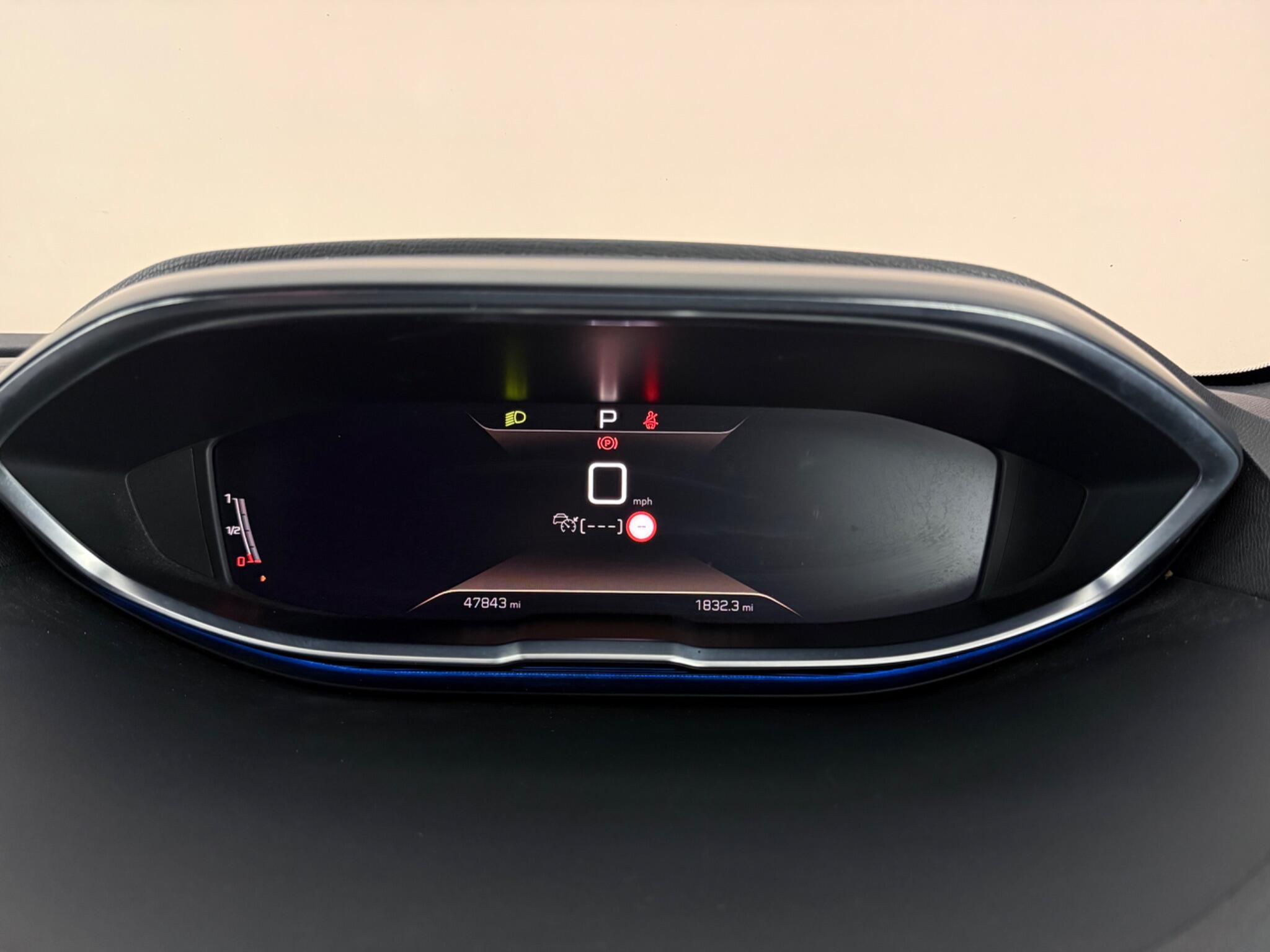 Peugeot 5008 view 15