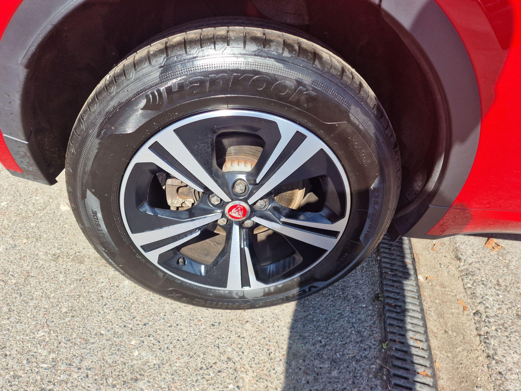 Jaguar E-Pace view 50
