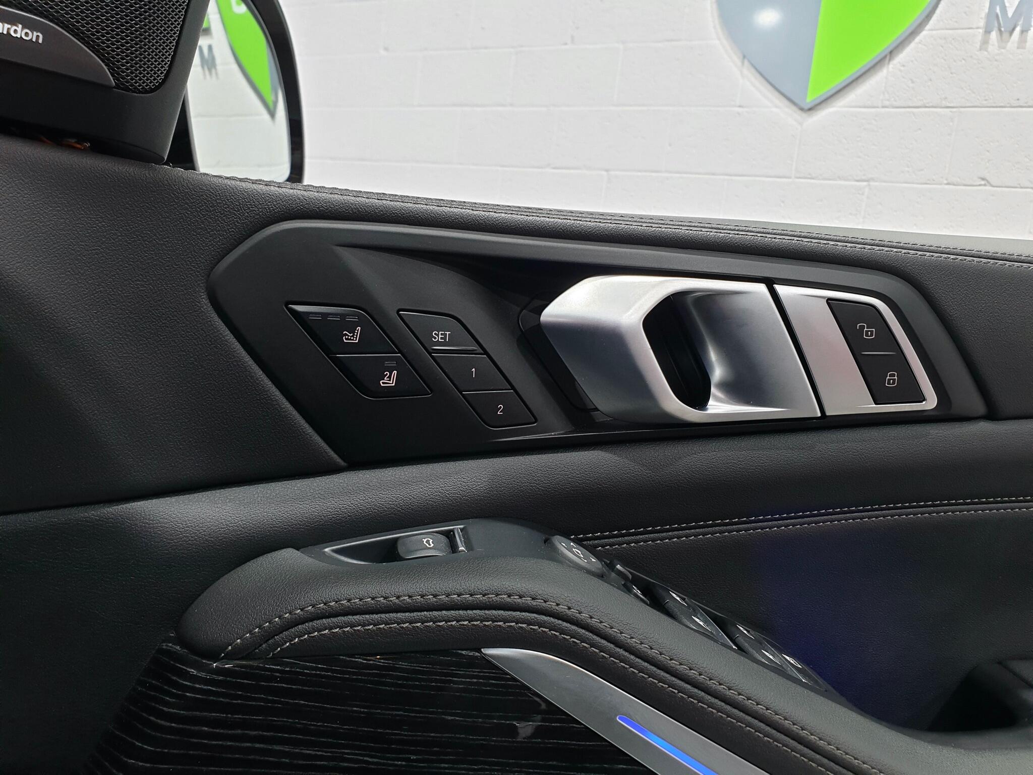 BMW X5 view 70