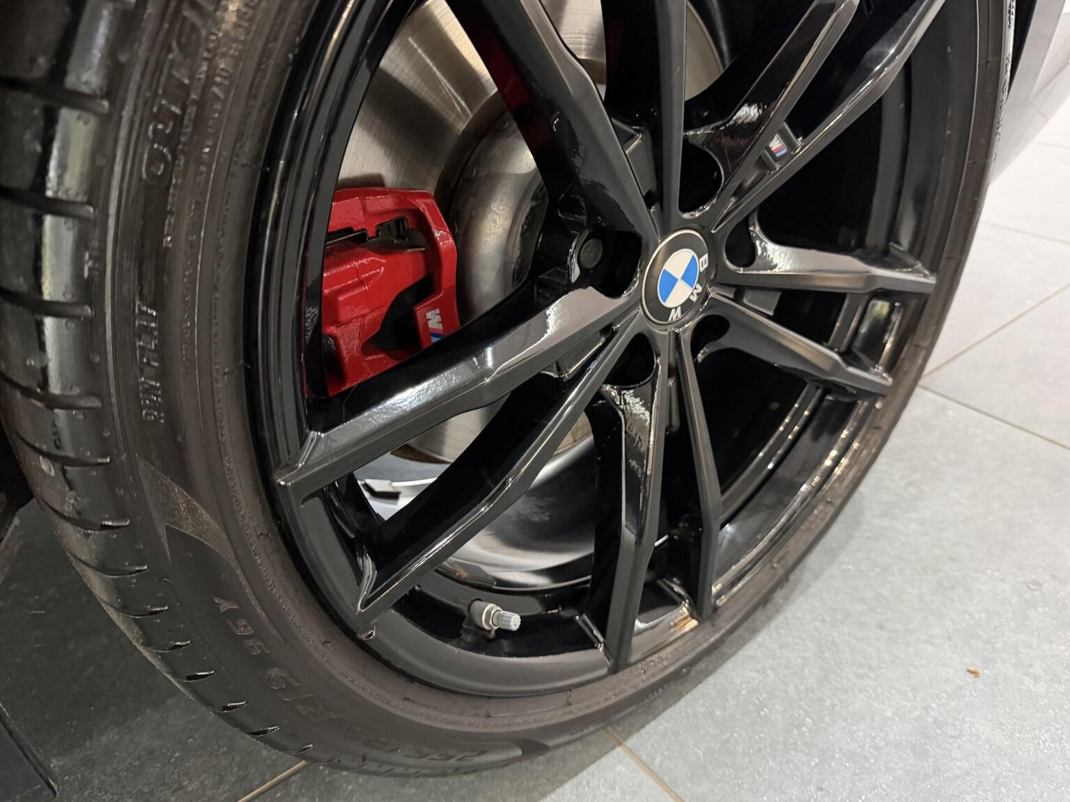BMW 3 Series view 47