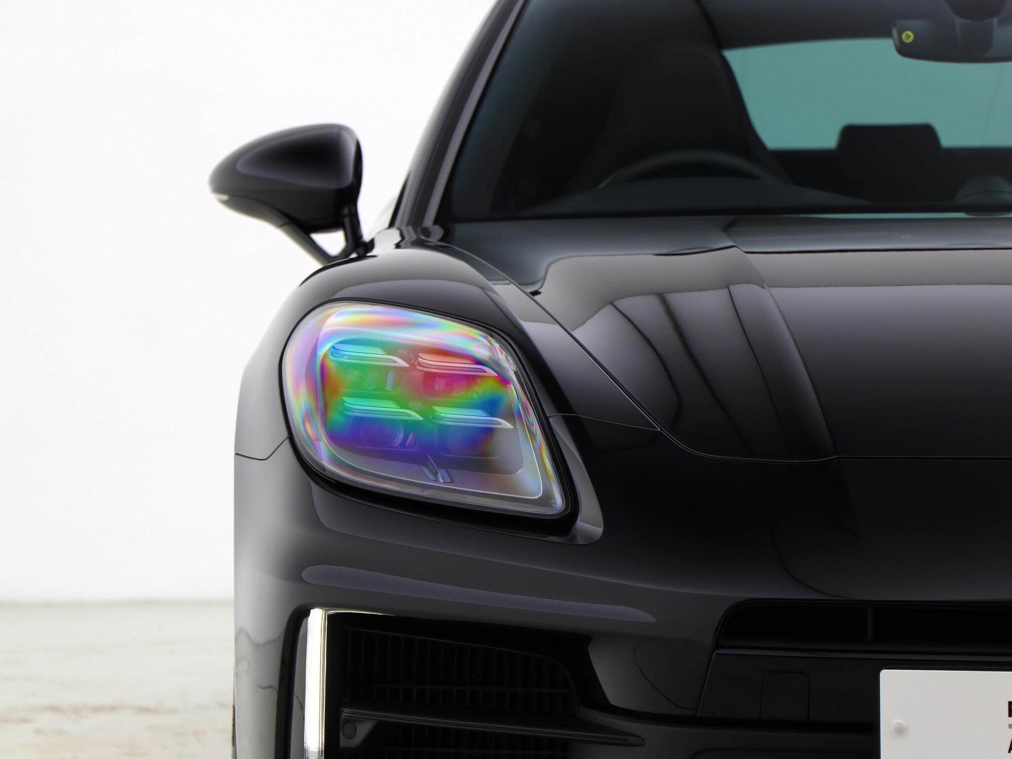 Porsche Panamera view 9