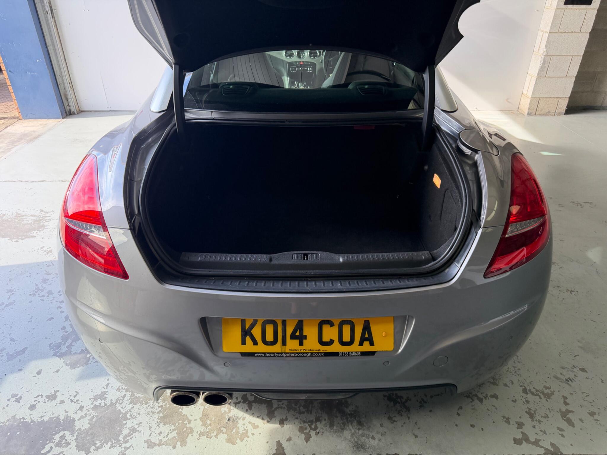 Peugeot RCZ view 37