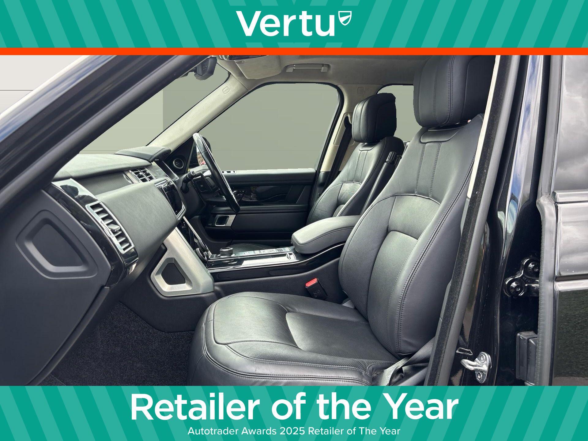 Land Rover Range Rover view 3