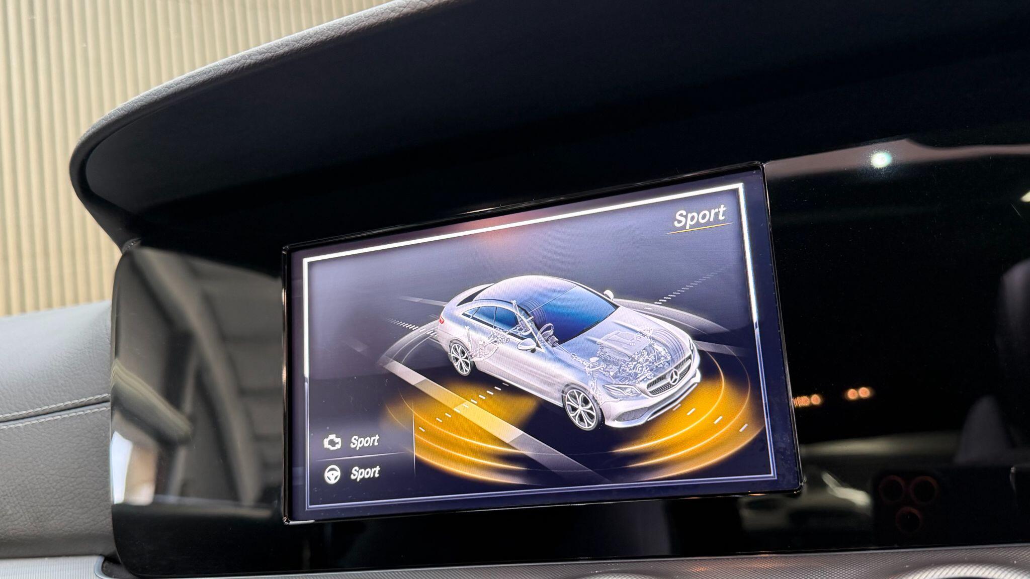 Mercedes-Benz E-Class view 19