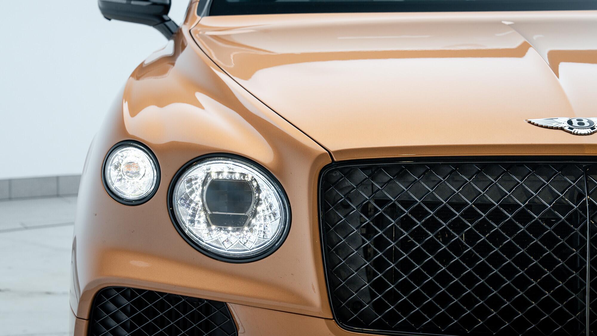 Bentley Bentayga view 9
