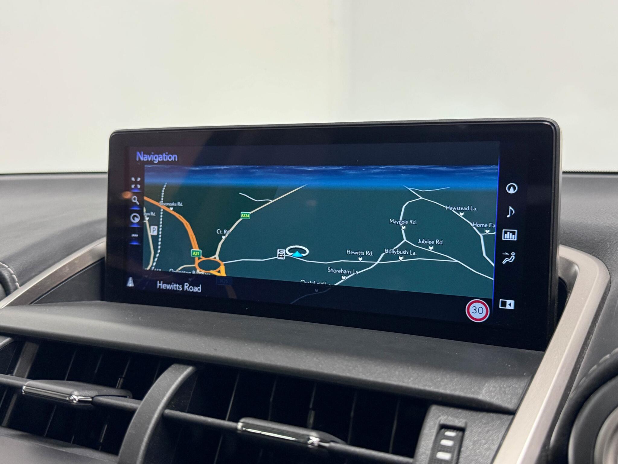 Lexus NX view 12