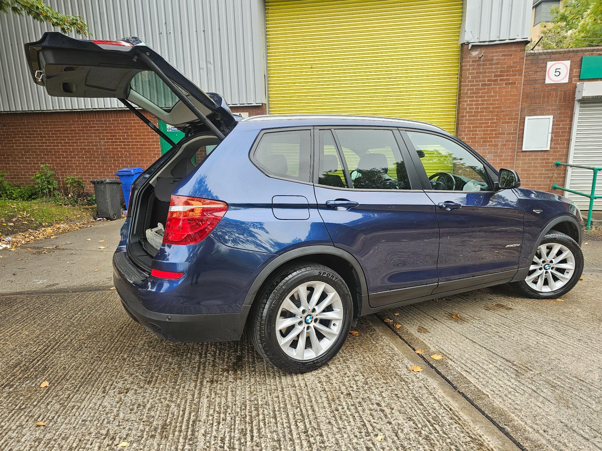 BMW X3 view 2