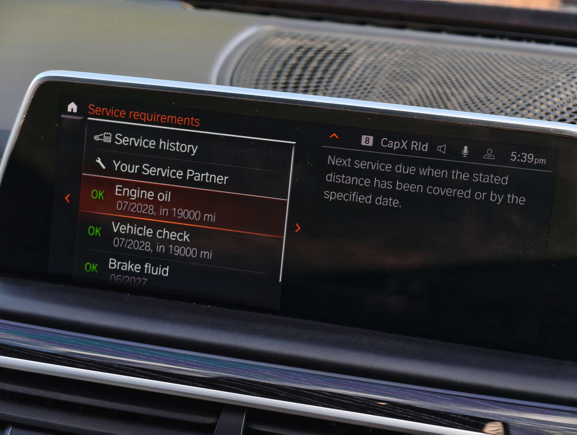BMW 7 Series view 57