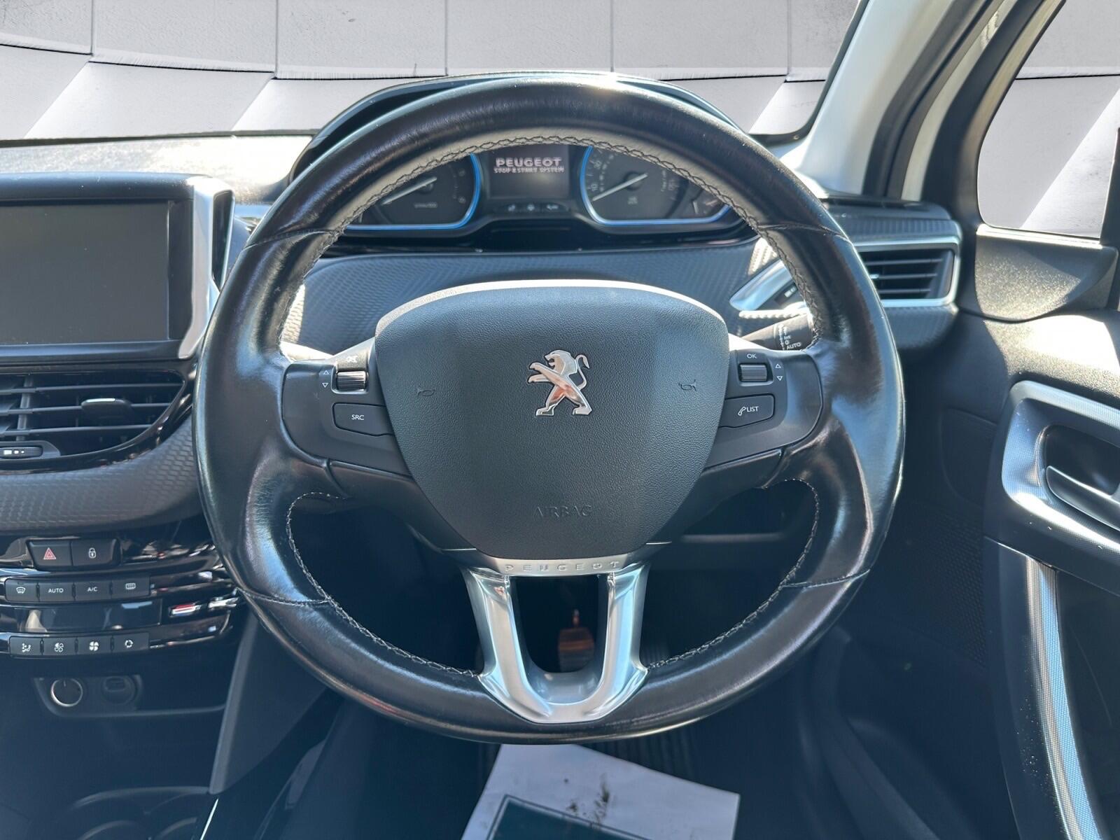 Peugeot 2008 view 14