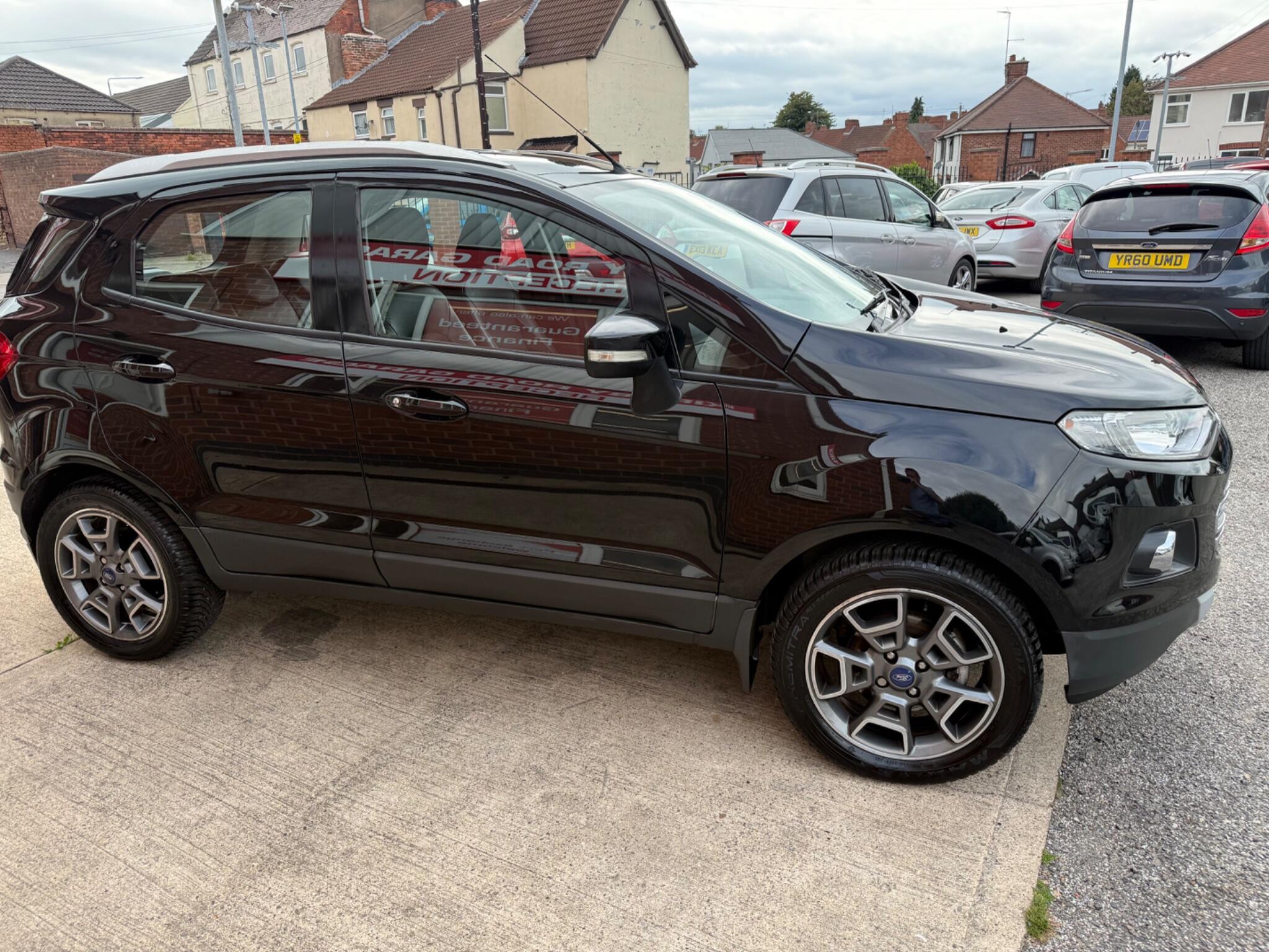 Ford Ecosport view 6