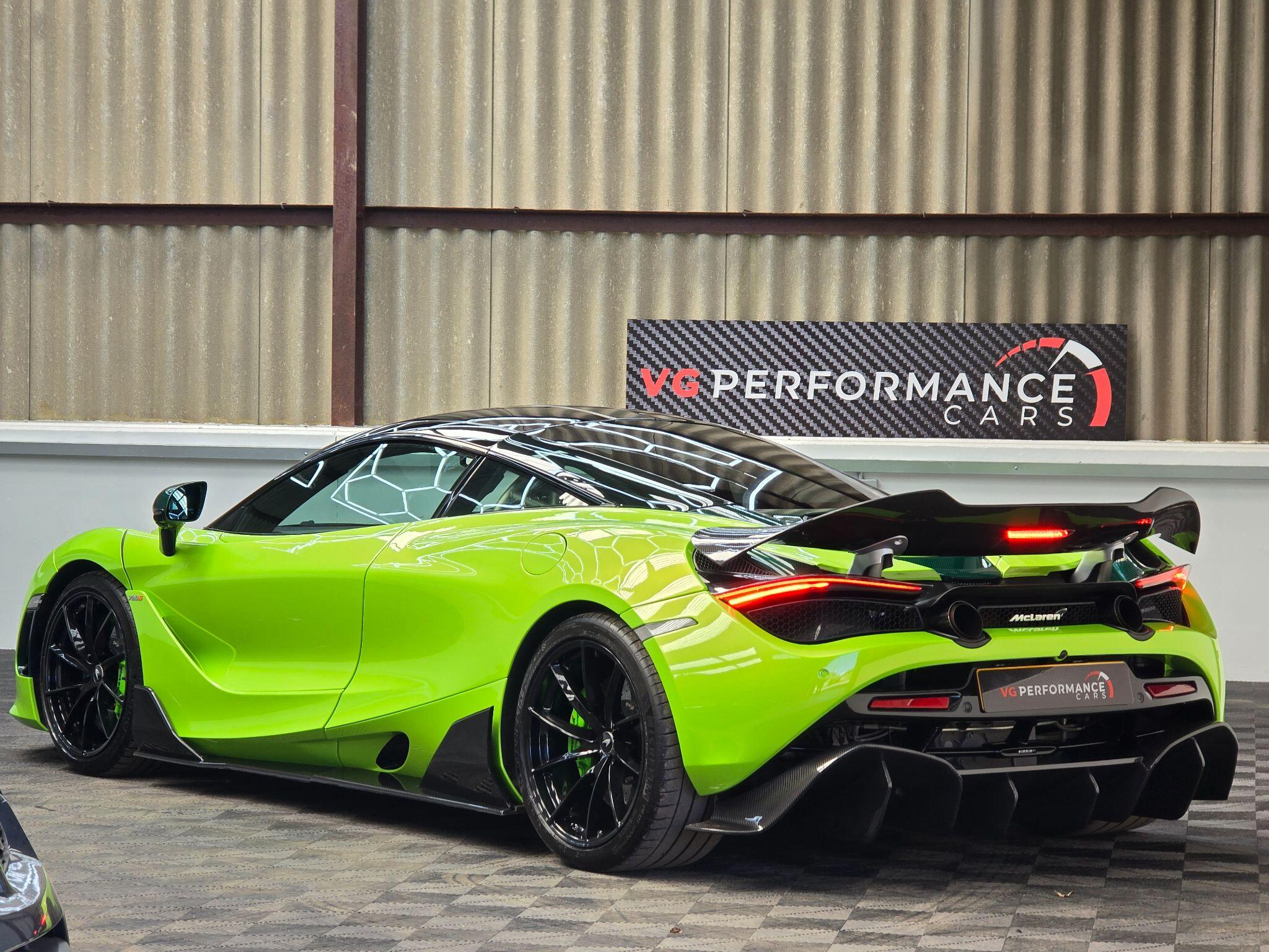 Mclaren 720s view 5