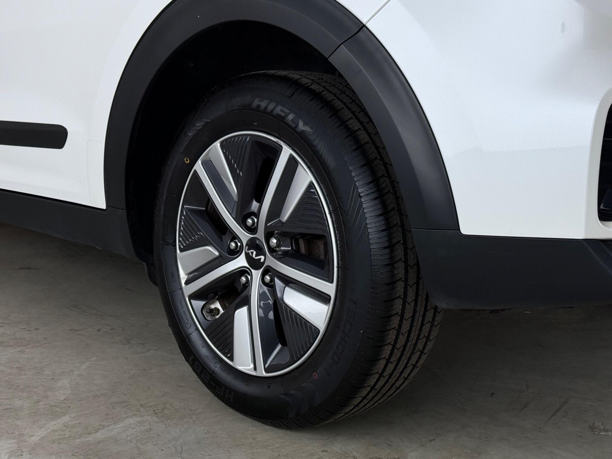 Kia Niro view 9