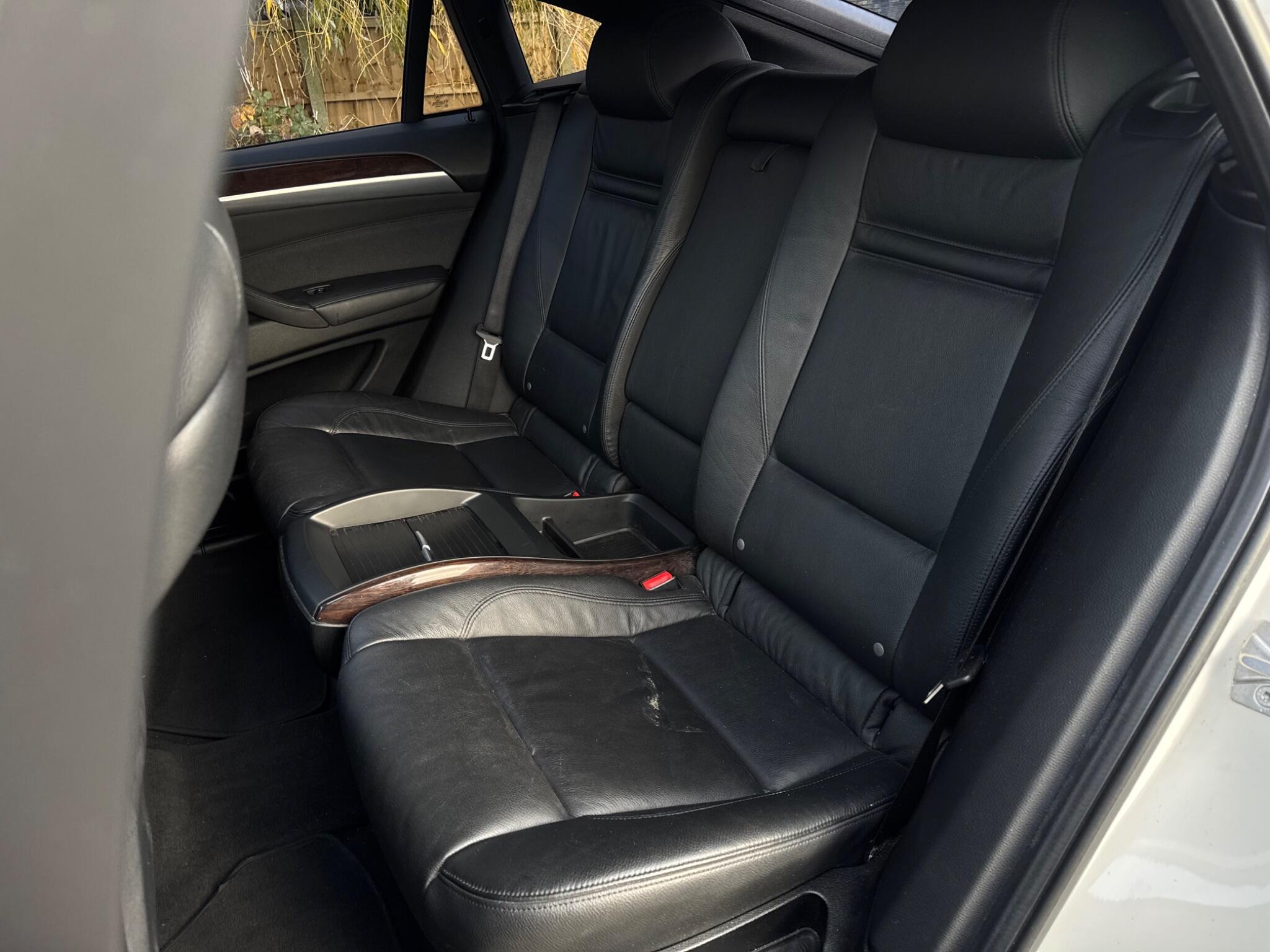 BMW X6 view 27