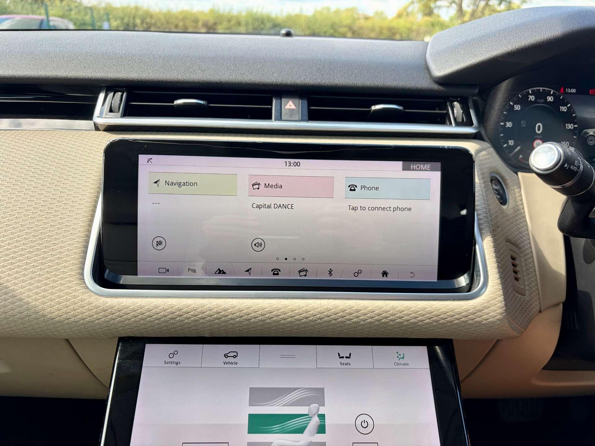 Land Rover Range Rover Velar view 48