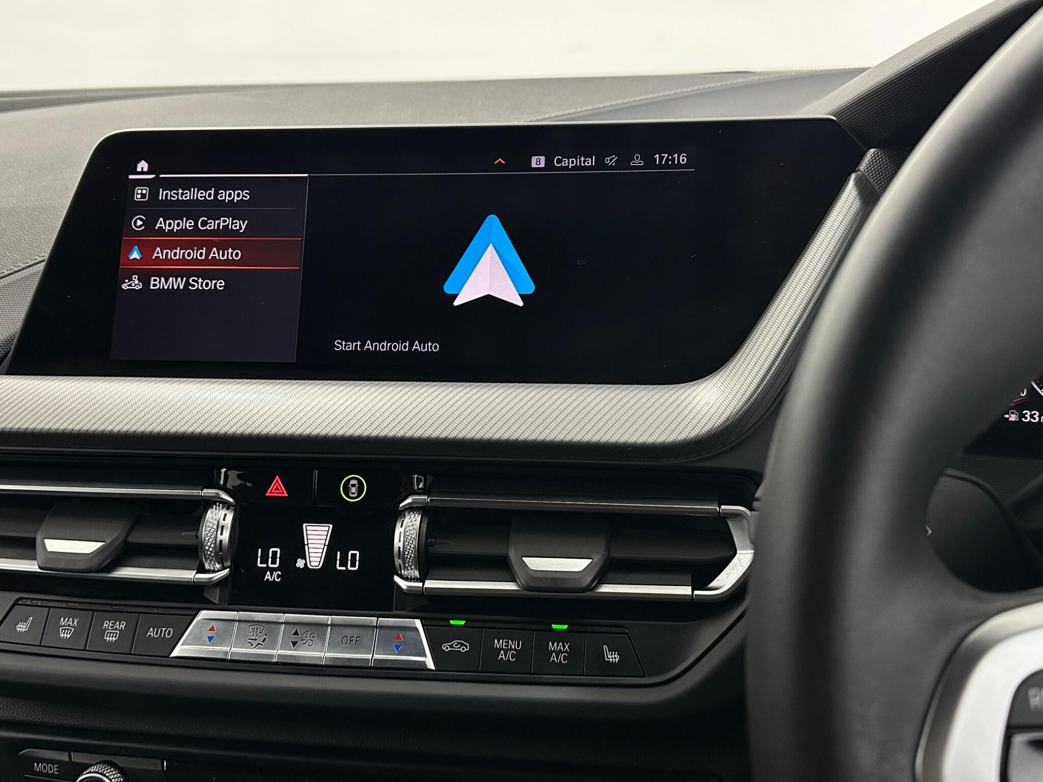 BMW 1 Series view 26