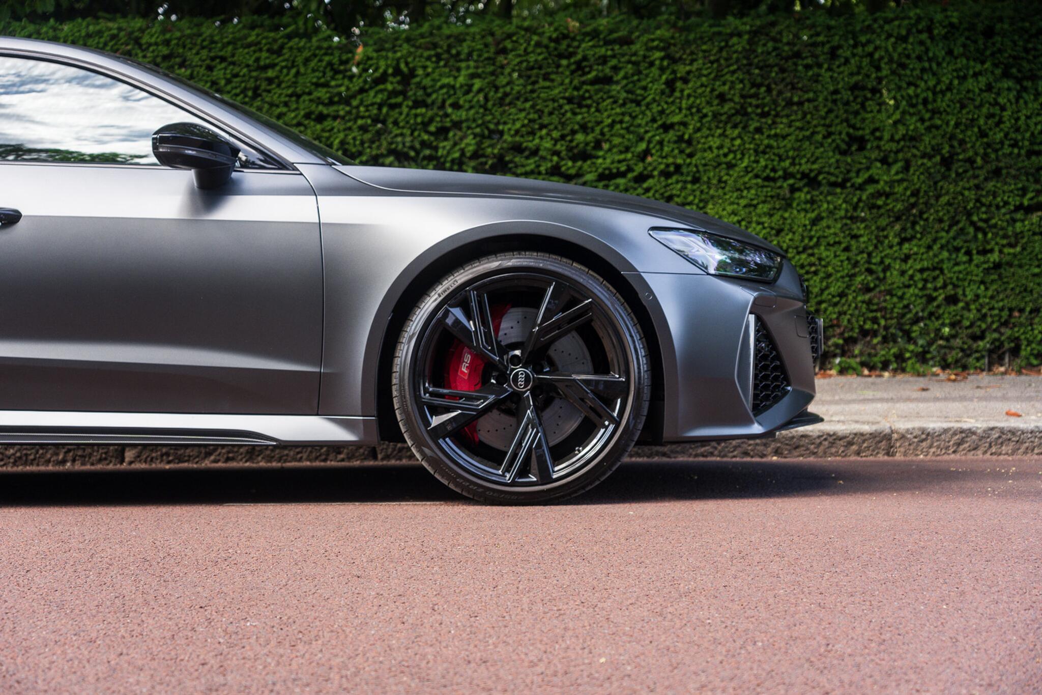 Audi RS7 view 7