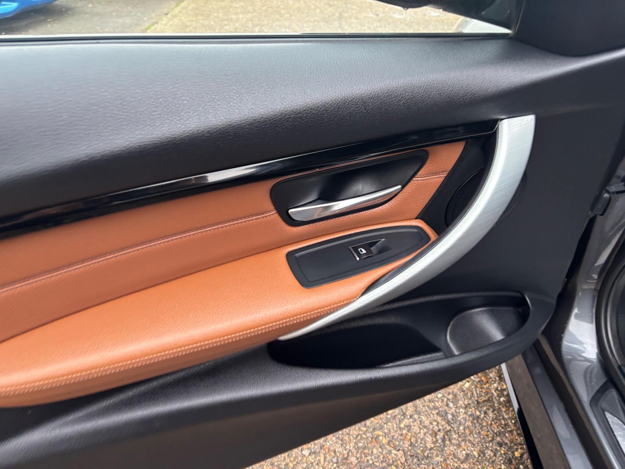BMW 3 Series view 39