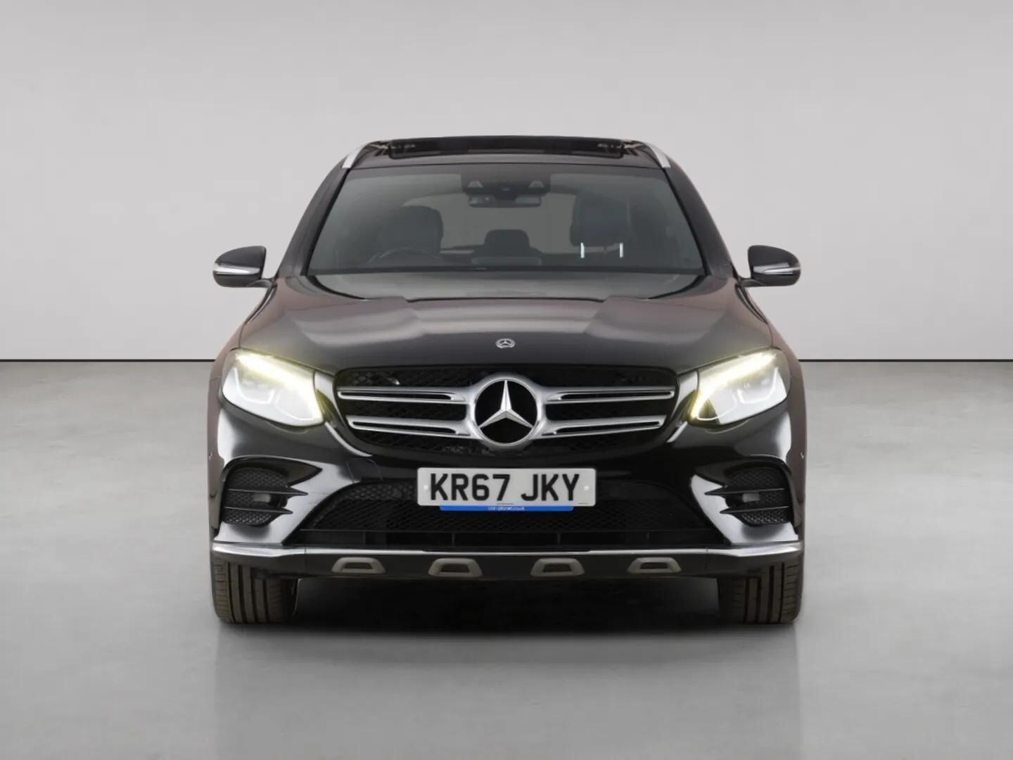 Mercedes-Benz GLC view 5