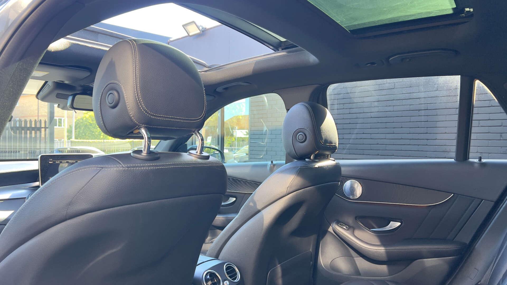 Mercedes-Benz GLC view 17