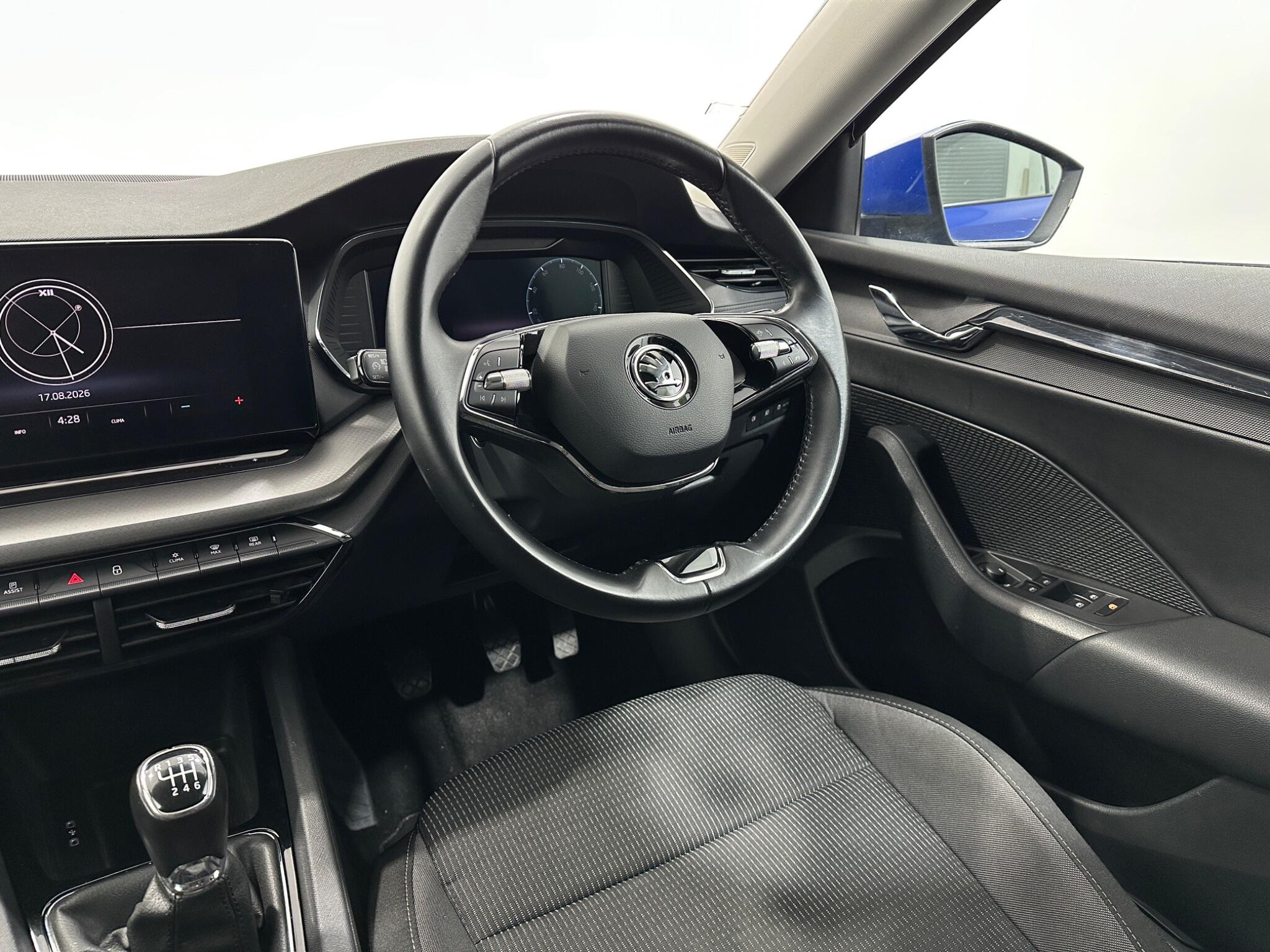 Skoda Octavia view 12