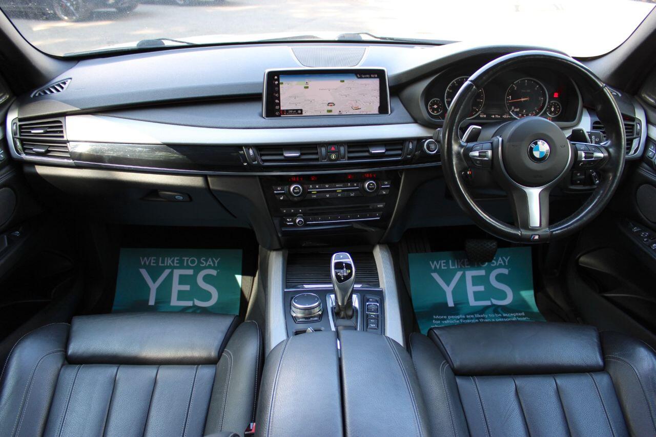 BMW X5 view 12