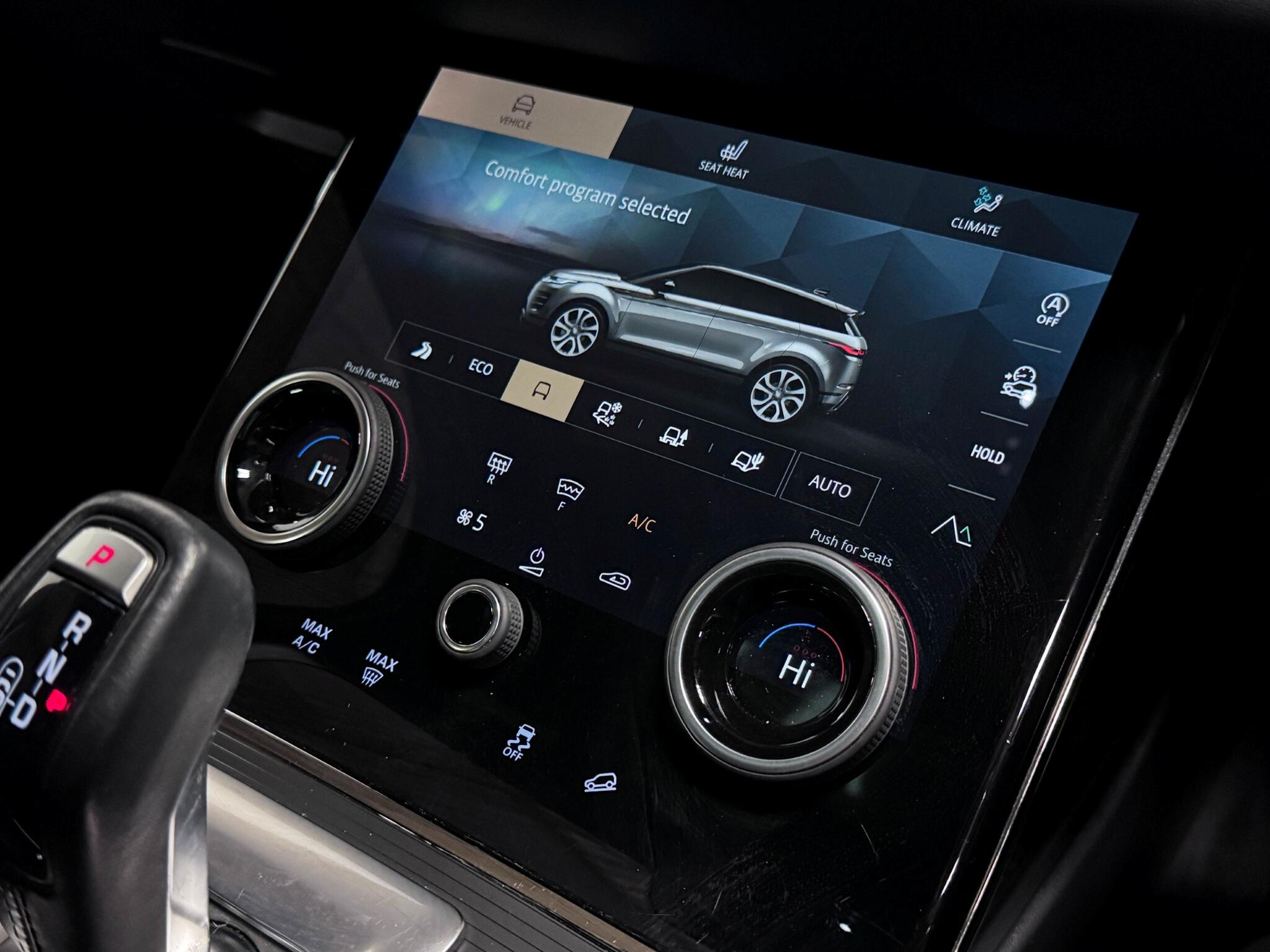 Land Rover Range Rover Evoque view 37