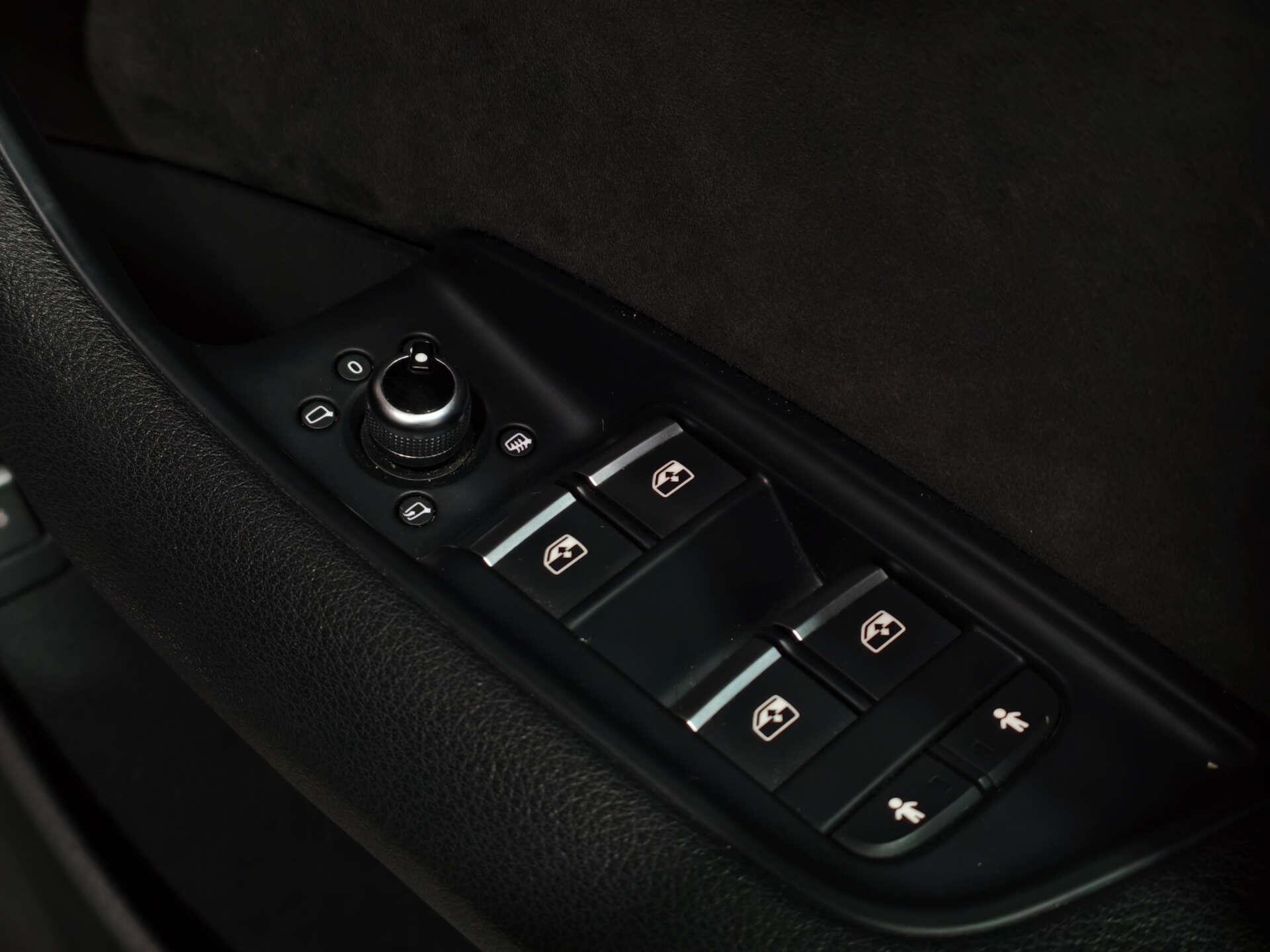 Audi SQ7 view 56
