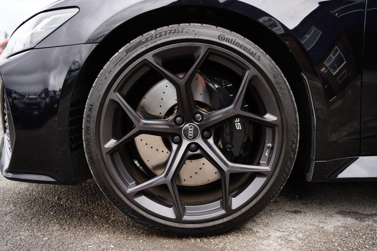 Audi RS6 view 25