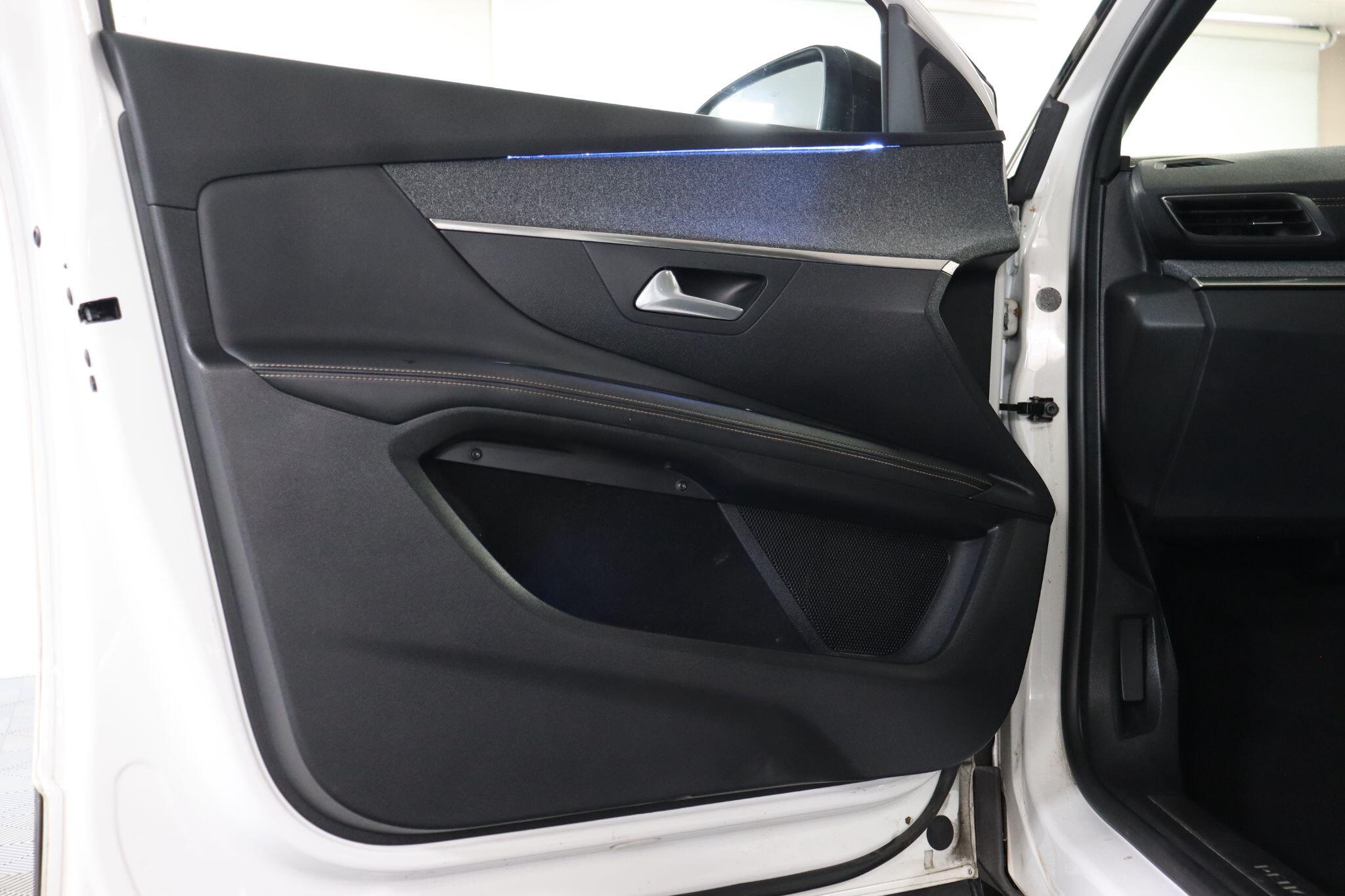 Peugeot 3008 view 44