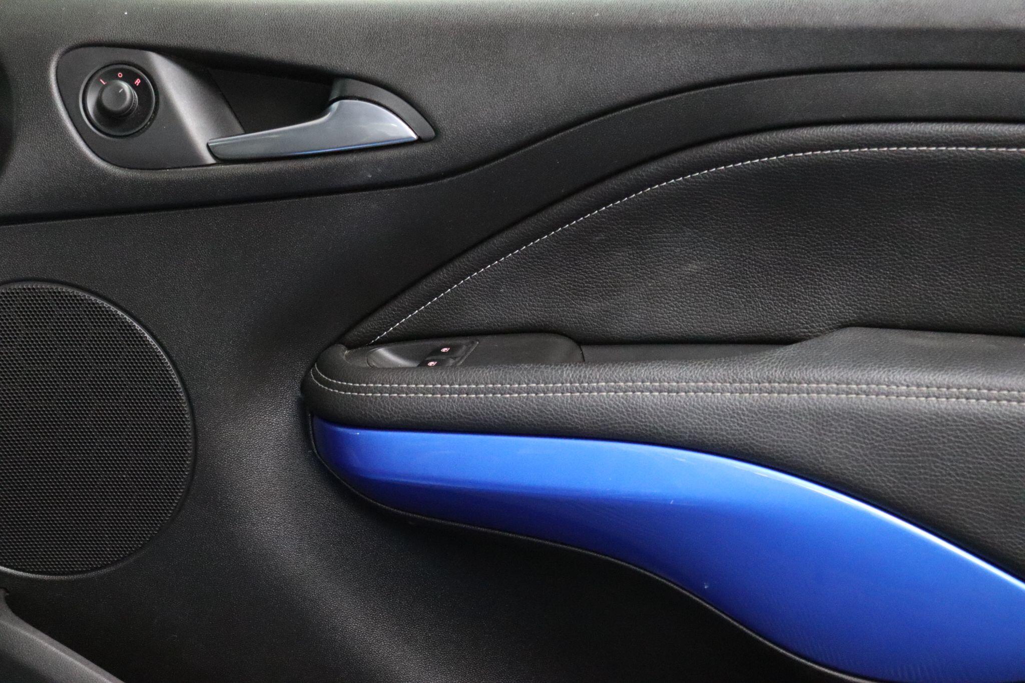 Vauxhall Adam view 36
