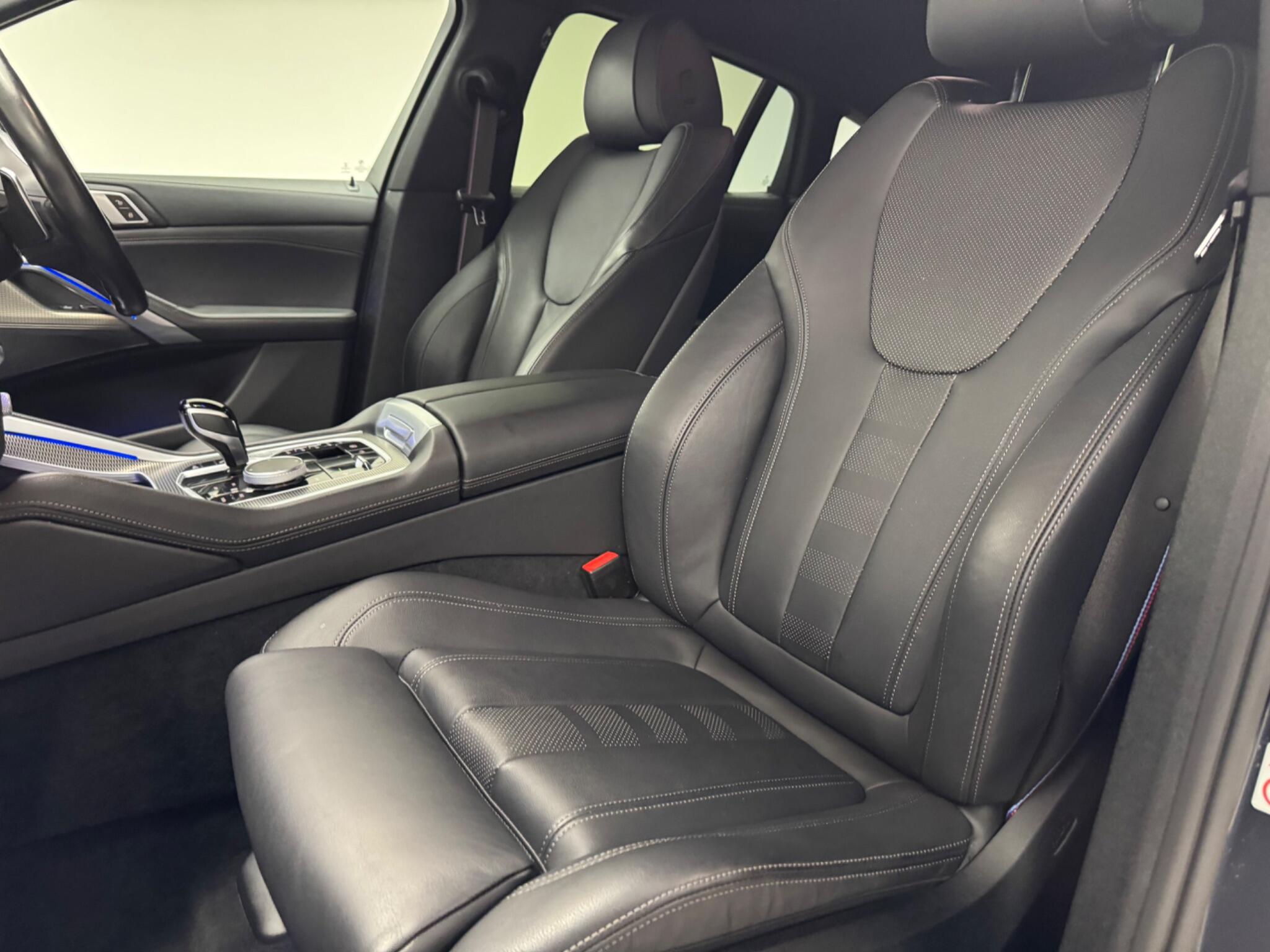 BMW X6 view 31