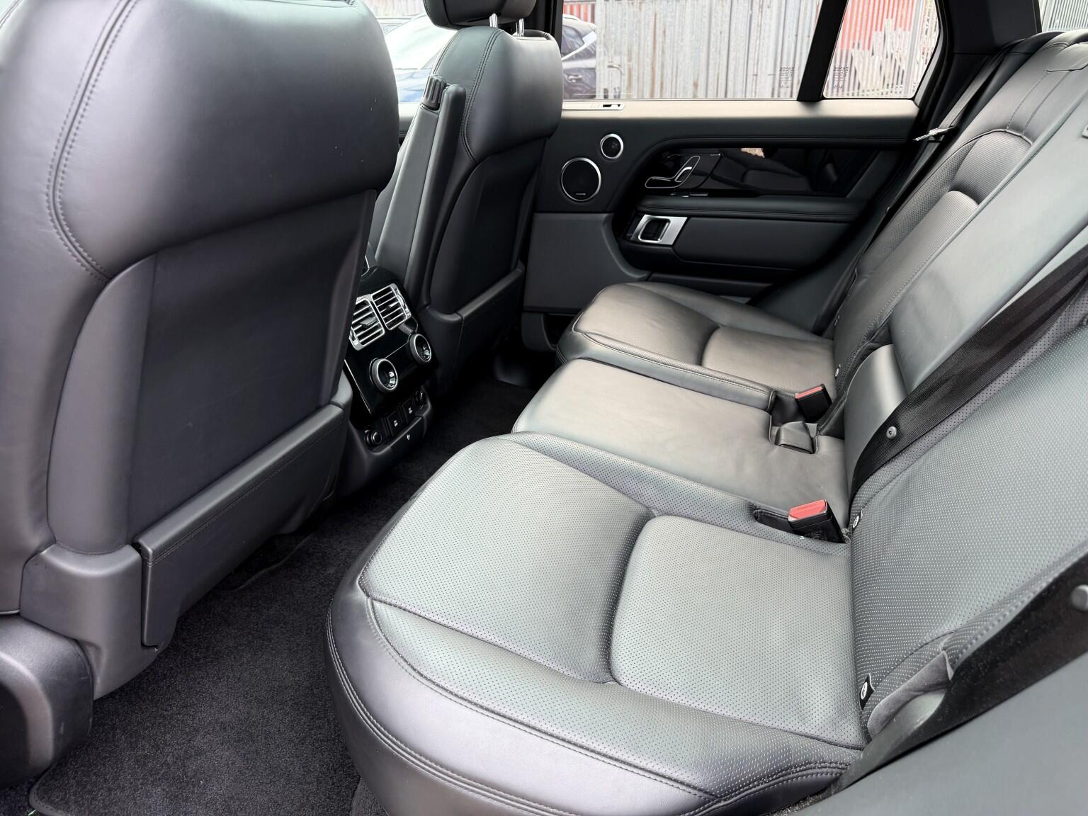 Land Rover Range Rover view 38